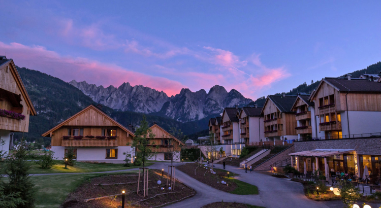 Dachsteinkönig Foto Familux Resort