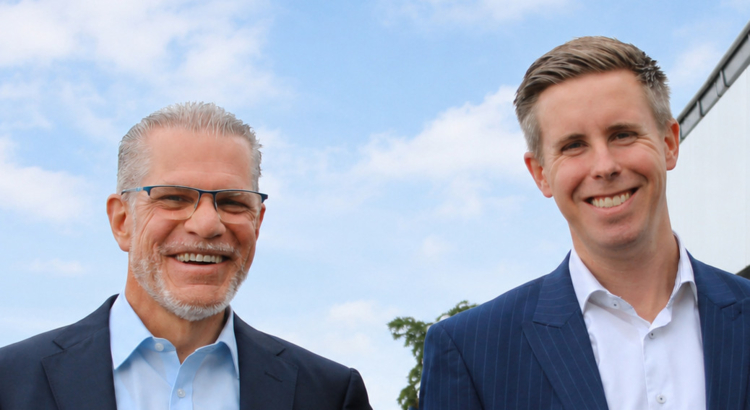 Matthias Wirth (li) und Timo Hofmann (re) GF Konen & Lorenzen
