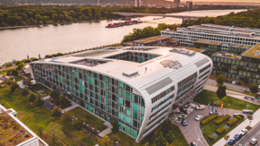 Kameha Grand Bonn Aussenaufnahme.jpg