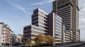 Premier Inn Hannover Foto Beyond Visual Arts