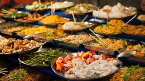 Chinesisches Essen Restaurant Buffet Foto iStock umskingdom