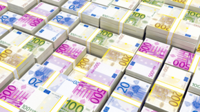 Geld Stapel Euro Geldscheine iStock solvod.jpg